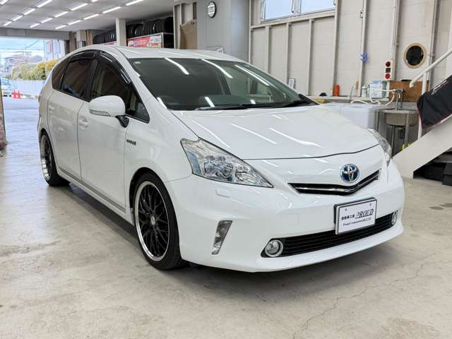 トヨタ プリウスΑ １．８ Ｇ H24年 (近畿) 99