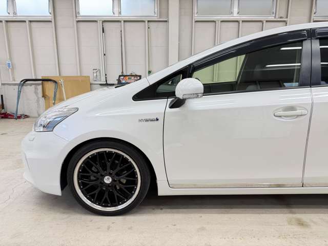 トヨタ プリウスΑ １．８ Ｇ H24年 (近畿) 99