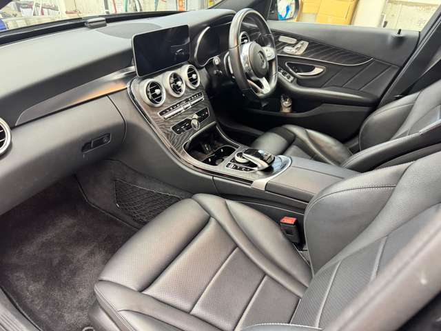 メルセデスベンツ Ｃクラスワゴン Ｃ２００ ローレウス エディション （ＢＳＧ搭載モデル） スポーツプラスパッケージ R2年 (近畿) 99