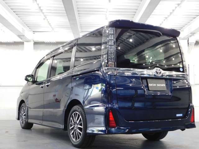 トヨタ ヴォクシー ２．０ ＺＳ 煌 H28年 (近畿) 99