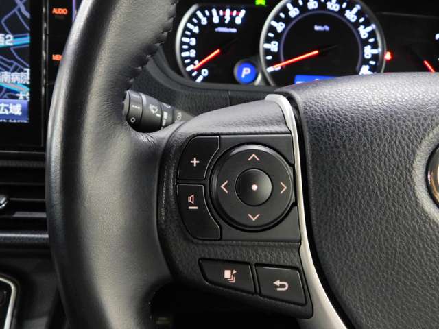 トヨタ ヴォクシー ２．０ ＺＳ 煌 H28年 (近畿) 99