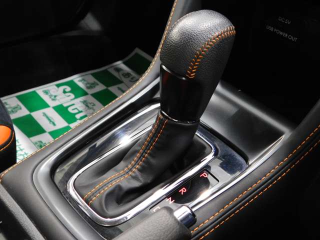 スバル インプレッサスポーツ　ハイブリッド ハイブリッド ２．０ ＴＳ ４ＷＤ H29年 (近畿) 99