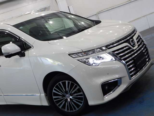 日産 エルグランド ２．５ ２５０ハイウェイスターＳ H29年 (近畿) 99