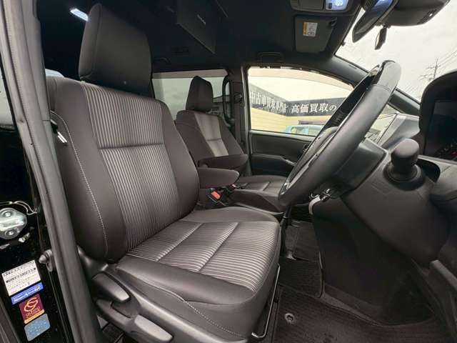 トヨタ ヴォクシー ２．０ ＺＳ 煌ＩＩ R2年 (近畿) 99