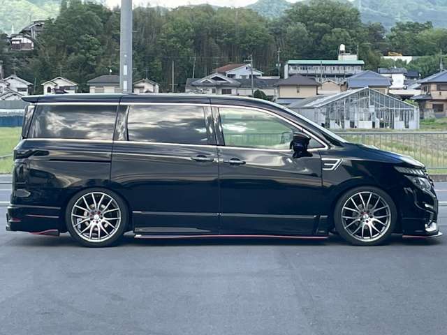 日産 エルグランド ２．５ ２５０ハイウェイスターＳ H28年 (近畿) 99