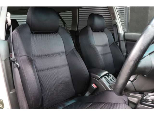 スバル レガシィツーリングワゴン ２．０ ＧＴ－Ｂ Ｅ－ＴＵＮＥ ＩＩ ４ＷＤ H14年 (近畿) 99