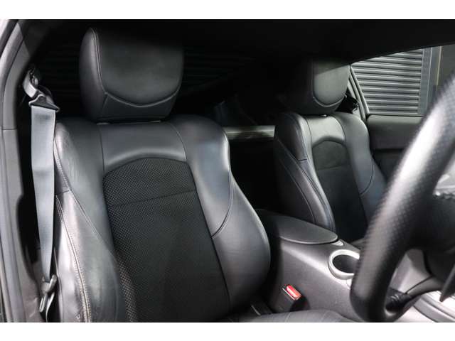 日産 フェアレディＺ ３．７ バージョン Ｔ H25年 (近畿) 99