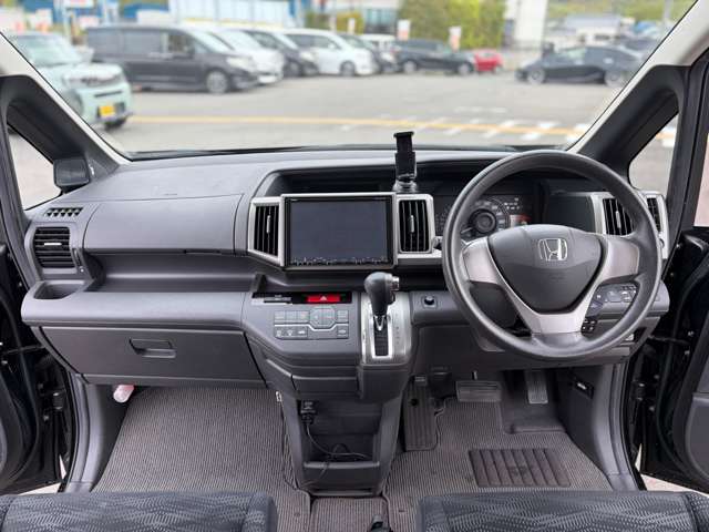 ホンダ ステップワゴン ２．０ Ｇ Ｅ セレクション H25年 (近畿) 99