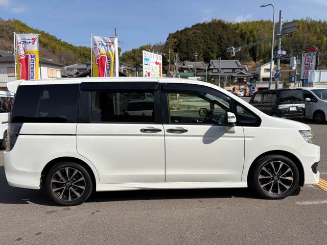 ホンダ ステップワゴン　スパーダ ２．０ スパーダ Ｚ クールスピリット H24年 (近畿) 99
