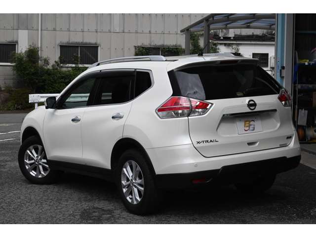 日産 エクストレイル ２．０ ２０ＸＴ エマージェンシーブレーキパッケージ ３列車 ４ＷＤ H28年 (近畿) 99