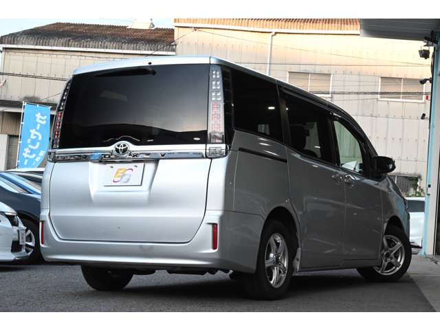トヨタ ヴォクシー ２．０ Ｘ H27年 (近畿) 99