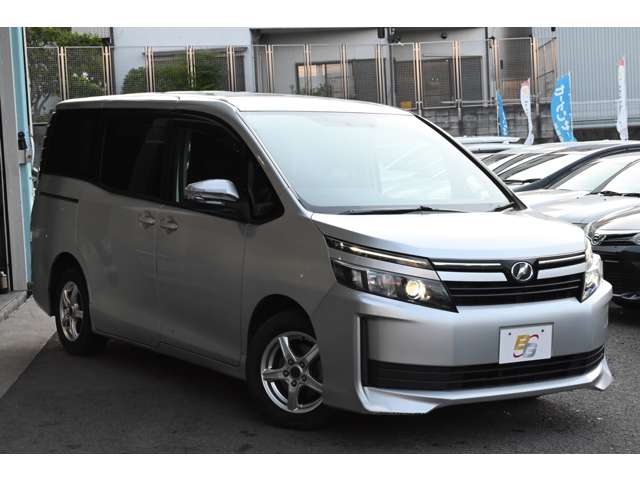 トヨタ ヴォクシー ２．０ Ｘ H27年 (近畿) 99