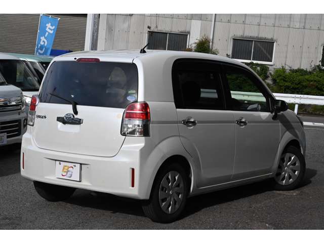 トヨタ スペイド １．５ Ｆ クイーン H28年 (近畿) 99