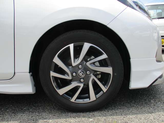 トヨタ アクア １．５ Ｚ R5年 (中国) 99