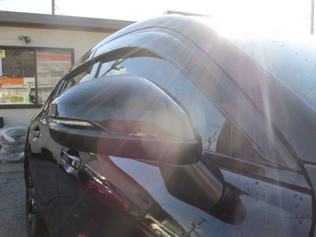 ホンダ ＺＲ－Ｖ ２．０ Ｅ：ＨＥＶ Ｚ ブラックスタイル R7年 (中国) 99
