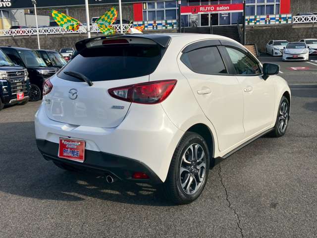 マツダ デミオ １．５ ＸＤ ディーゼルターボ ４ＷＤ H29年 (中国) 99