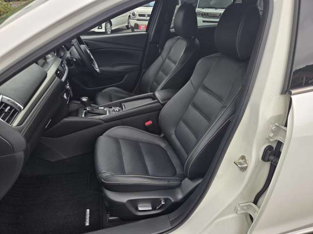 マツダ アテンザ　ワゴン ２．５ ２５Ｓ Ｌパッケージ H29年 (中国) 99
