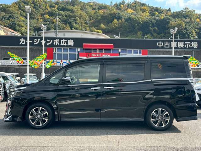 トヨタ ヴォクシー ２．０ ＺＳ 煌ＩＩ R1年 (中国) 99