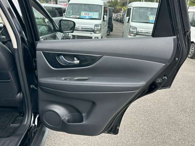 日産 エクストレイル ２．０ ２０ＸＩ ２列車 R1年 (中国) 99
