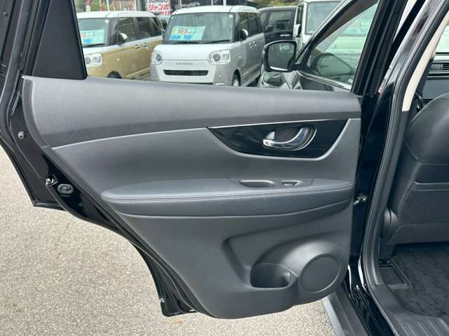 日産 エクストレイル ２．０ ２０ＸＩ ２列車 R1年 (中国) 99