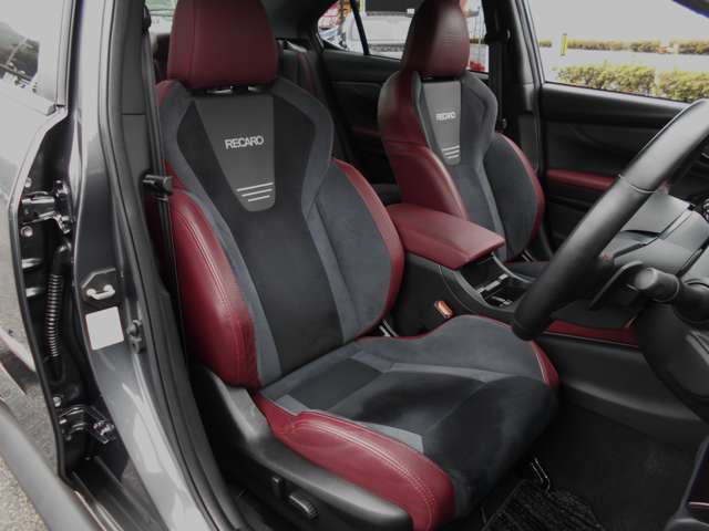 スバル ＷＲＸ　Ｓ４ ２．４ ＳＴＩ スポーツＲ ＥＸ ４ＷＤ R5年 (中国) 99