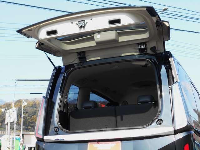 日産 セレナ １．４ Ｅ－ＰＯＷＥＲ ハイウェイスターＶ R6年 (中国) 99