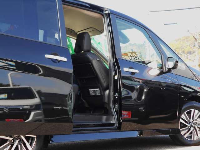日産 セレナ １．４ Ｅ－ＰＯＷＥＲ ハイウェイスターＶ R6年 (中国) 99