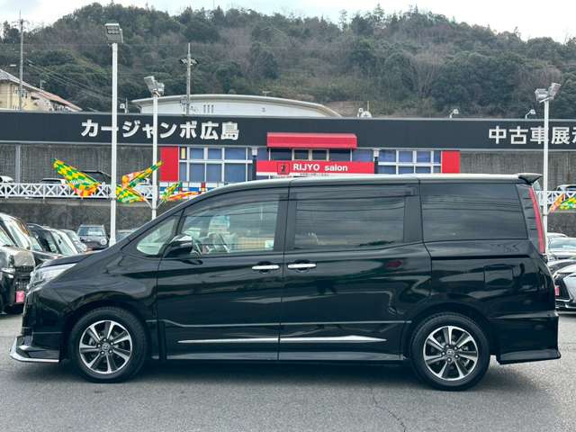 トヨタ ノア ２．０ ＳＩ ＷＸＢＩＩＩ R3年 (中国) 99