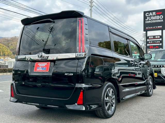 トヨタ ノア ２．０ ＳＩ ＷＸＢＩＩＩ R3年 (中国) 99