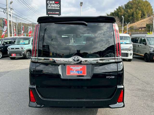 トヨタ ノア ２．０ ＳＩ ＷＸＢＩＩＩ R3年 (中国) 99