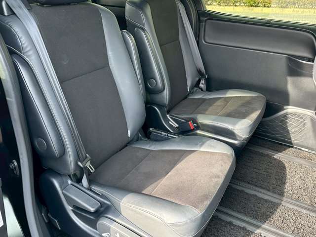 トヨタ ノア ２．０ ＳＩ ＷＸＢＩＩＩ R3年 (中国) 99