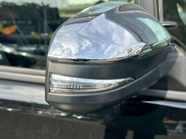 トヨタ ノア ２．０ ＳＩ ＷＸＢＩＩＩ R3年 (中国) 99
