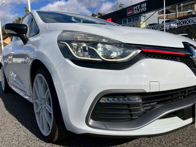 ルノー ルーテシア ルノー・スポール シャシー カップ H25年 (中国) 99