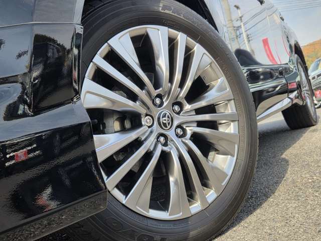 トヨタ ハリアー　ハイブリッド ２．５ ハイブリッド Ｚ レザーパッケージ R3年 (中国) 99
