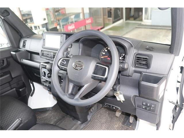ダイハツ ハイゼットカーゴ ６６０ デラックス R5年 (四国) 99