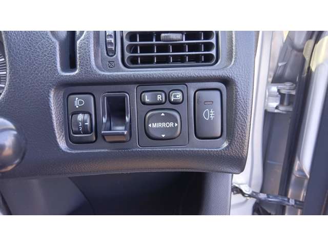 トヨタ サクシードバン １．５ ＵＬ Ｘパッケージ ４ＷＤ H26年 (東北) 99