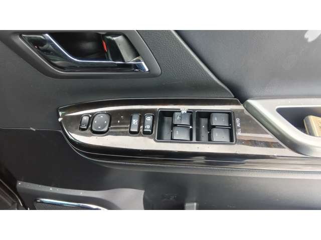 トヨタ ヴェルファイア ２．４ Ｚ ゴールデンアイズＩＩ ４ＷＤ H26年 (東北) 99
