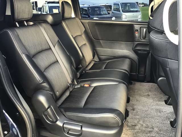 ホンダ オデッセイ ２．４ アブソルート ４ＷＤ H26年 (東北) 99