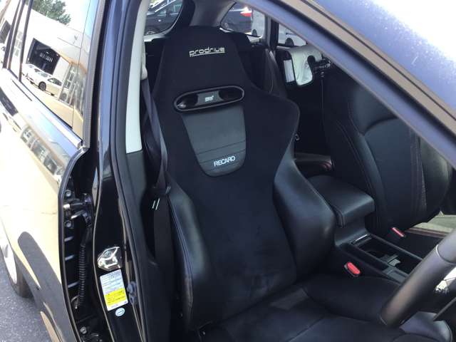 スバル レヴォーグ １．６ ＧＴ アイサイト Ｓスタイル ４ＷＤ H28年 (東北) 99