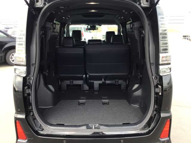 トヨタ ヴォクシー ２．０ ＺＳ 煌ＩＩＩ ４ＷＤ R3年 (東北) 99