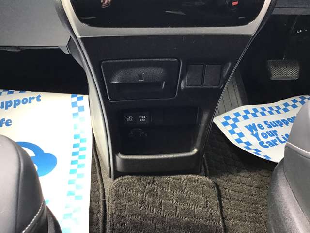 トヨタ ヴォクシー ２．０ ＺＳ 煌ＩＩＩ ４ＷＤ R3年 (東北) 99