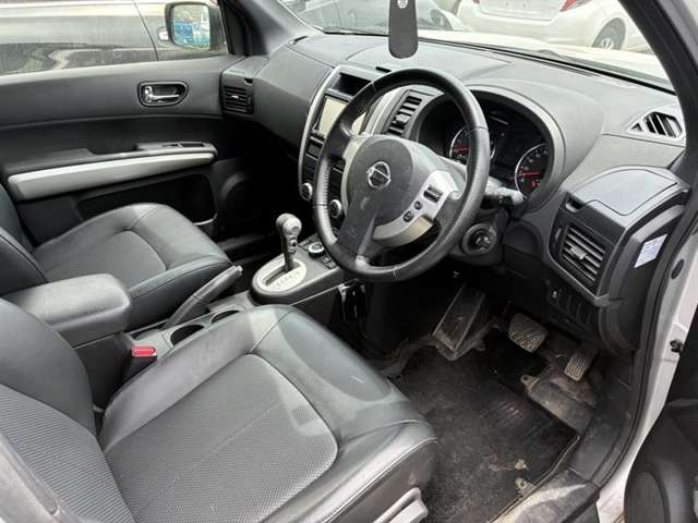 日産 エクストレイル ２．０ ２０ＸＴＴ ４ＷＤ H25年 (東北) 99
