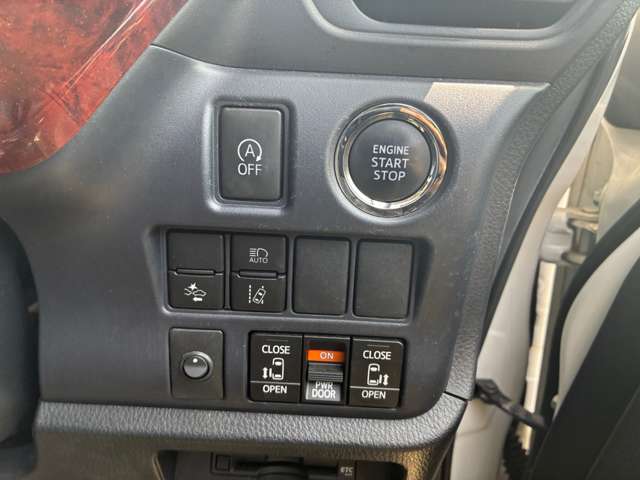 トヨタ ノア ２．０ Ｘ ４ＷＤ H28年 (東北) 99