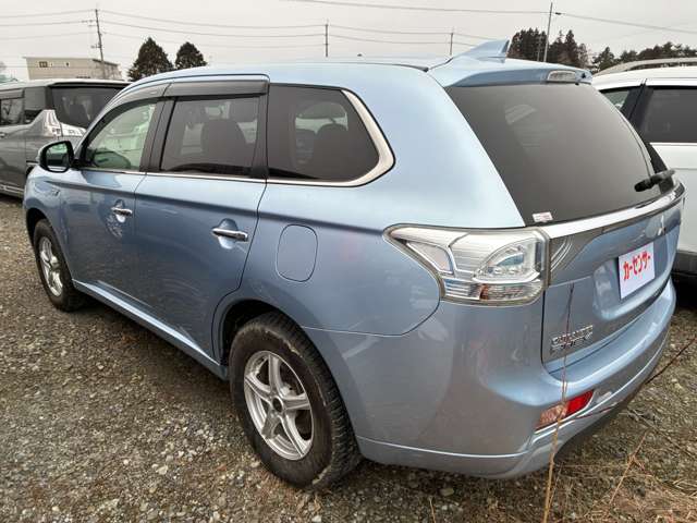 三菱 アウトランダーＰＨＥＶ ２．０ Ｇ ナビパッケージ ４ＷＤ H26年 (東北) 99
