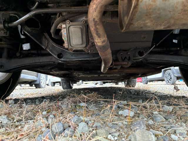 三菱 アウトランダーＰＨＥＶ ２．０ Ｇ ナビパッケージ ４ＷＤ H26年 (東北) 99