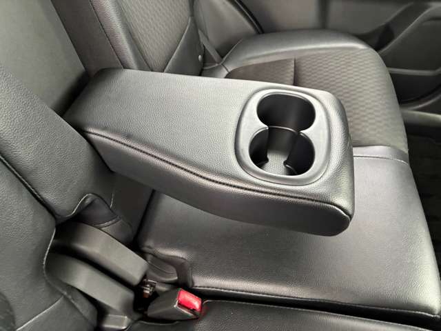 三菱 アウトランダーＰＨＥＶ ２．０ Ｇ ナビパッケージ ４ＷＤ H26年 (東北) 99