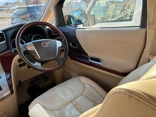 トヨタ アルファード ２．４ ２４０Ｇ ４ＷＤ H22年 (東北) 99