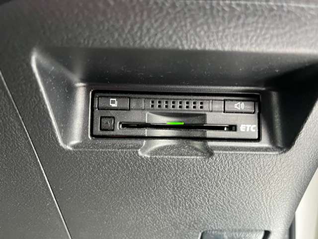 トヨタ ヴィッツ １．３ Ｆ ４ＷＤ H27年 (東北) 99