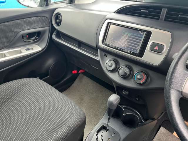 トヨタ ヴィッツ １．３ Ｆ ４ＷＤ H27年 (東北) 99
