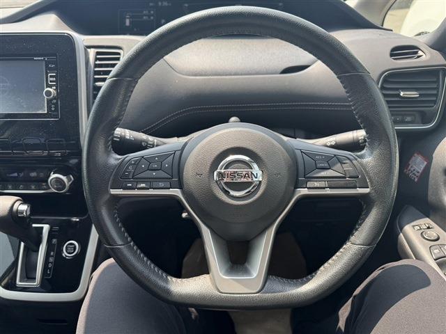 日産 セレナ ２．０ ハイウェイスター ４ＷＤ H29年 (東北) 99